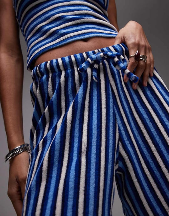 Topshop randig dragsko-handdukshorts koord i blått - Image 2