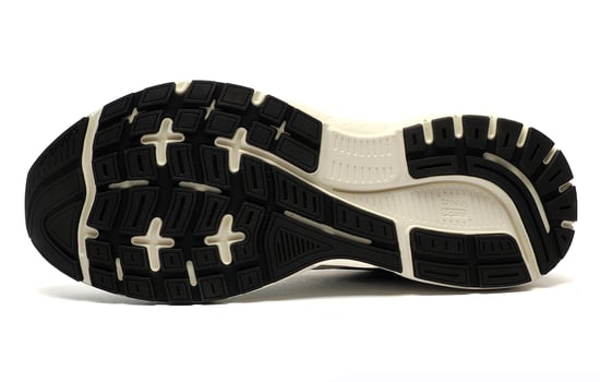 Brooks Trace 4 Mens Running Shoes - Image 4