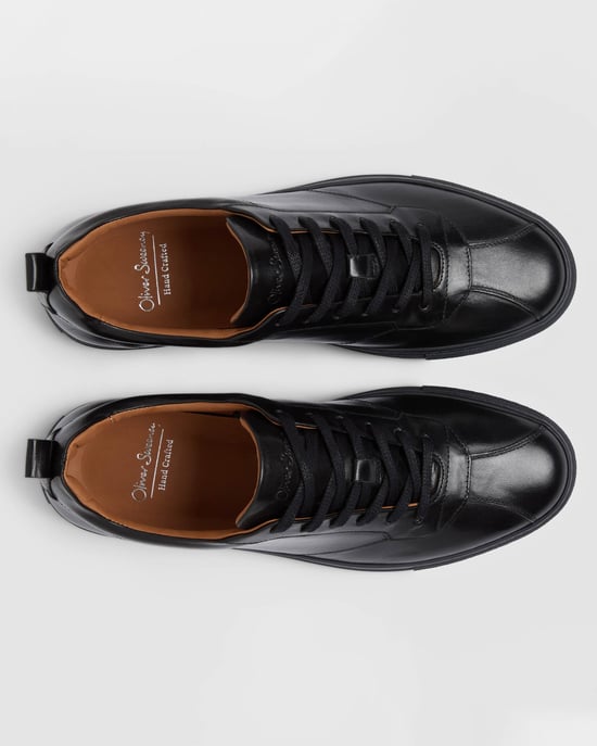 Trainers in Black - Image 4