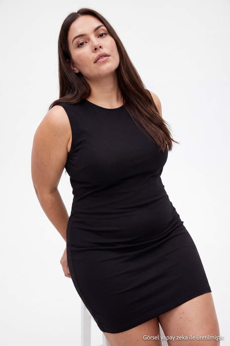 Trendyol Curve Women's Black Plain Midi Sleeveless Shift Plus Size Dress - Image 3