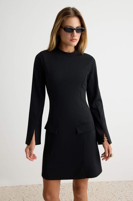 TRENDYOLMİLLA Dames Zwart Effen Kort / Mini Lang A-lijn Jurken - Image 4