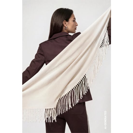 Monari fringed scarf 810094 160 antique white - Image 4