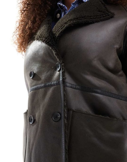 ASOS DESIGN Curve longline shearling jacket with contrast binding in brown - Image 3
