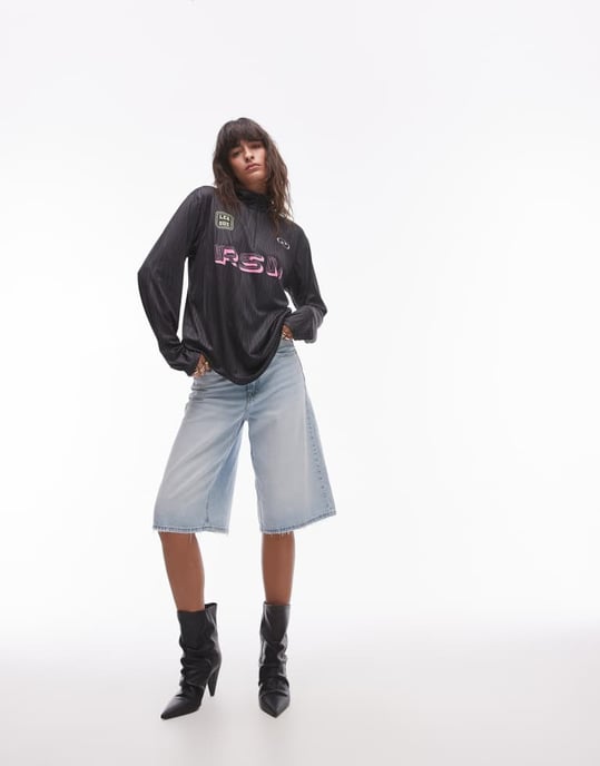 Resume high neck quarter zip oversized sporty top with pink logo - Image 2