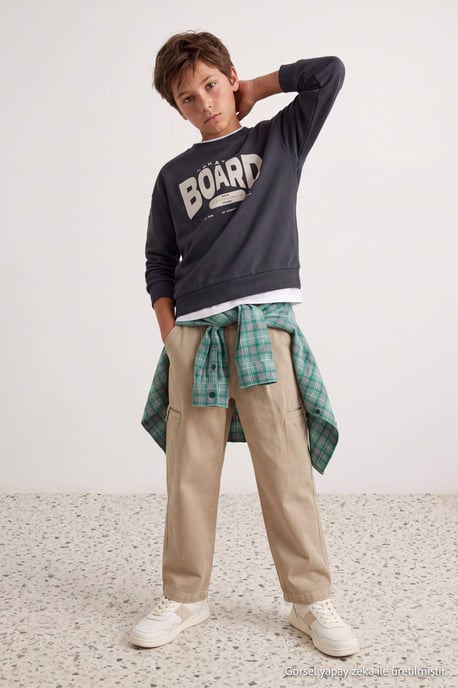 TRENDYOLKIDS Boys Gray Graphic Long Regular fit Sweatshirts - Image 1