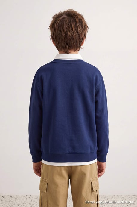 TRENDYOLKIDS Boys Dark blue Plain Long Regular fit Sweatshirts - Image 2