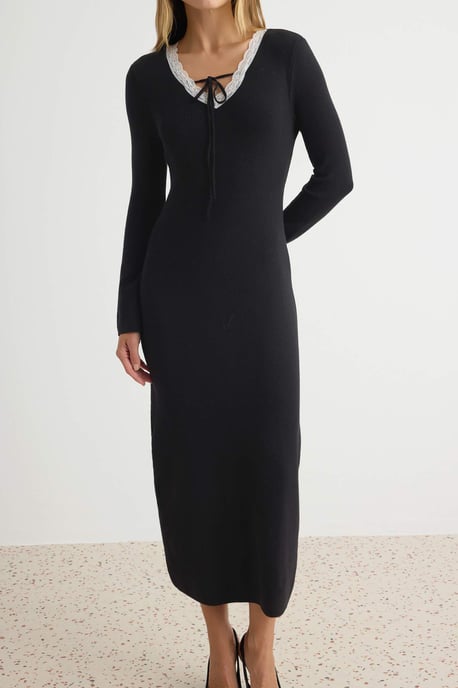TRENDYOLMİLLA Dam Svart Enfärgad Maxi Lång Bodycon Klänningar - Image 2