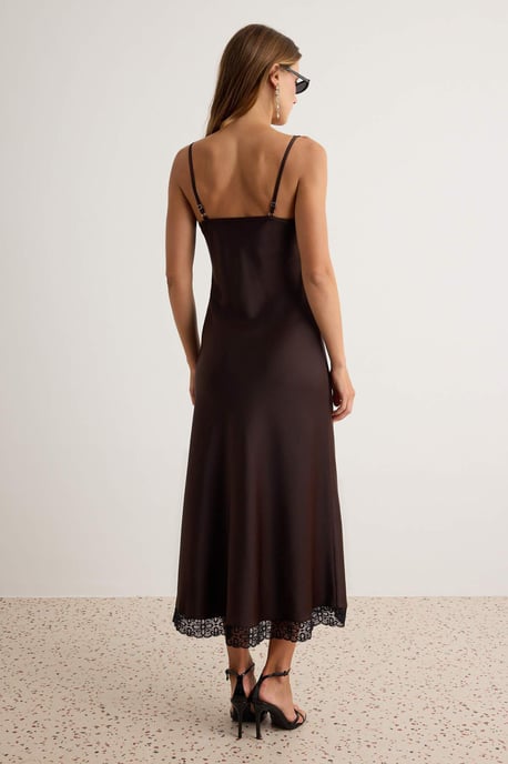 TRENDYOLMİLLA Women's Brown Plain Midi Sleeveless Slip Dresses - Image 3
