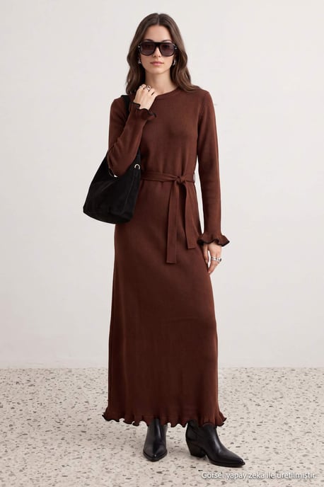 Trendyol Modest Dam Brun Enfärgad Maxi Lång Etuimodell Modest Klänningar - Image 1
