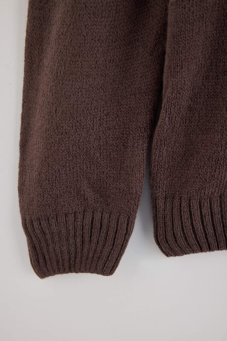 TRENDYOL MAN Men's Brown Plain Long Regular fit Sweaters - Image 3