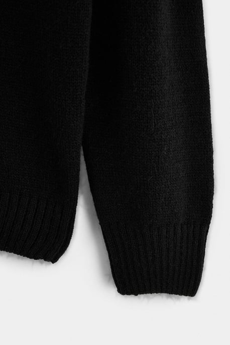 TRENDYOL MAN Men's Black Plain Long Regular fit Sweaters - Image 4