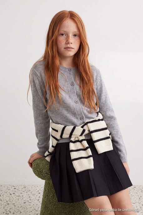 TRENDYOLKIDS Flickor Grå Broderad Lång, Oversize Cardigans - Image 2