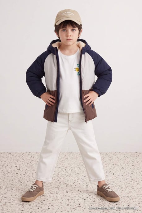 TRENDYOLKIDS Boys Multicolor Color block Regular fit Winter Jackets - Image 1