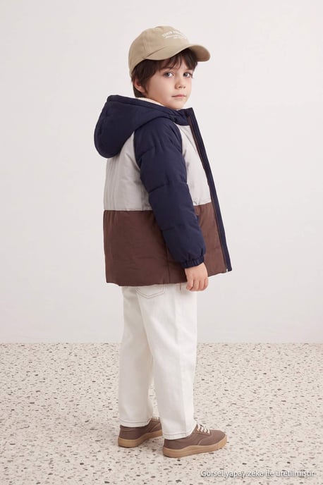 TRENDYOLKIDS Boys Multicolor Color block Regular fit Winter Jackets - Image 3