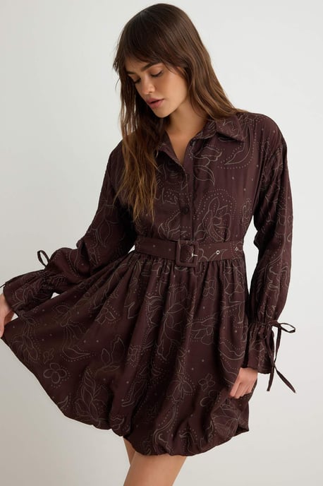 TRENDYOLMİLLA Women's Brown Plain Short / Mini Long Skater Dresses - Image 4