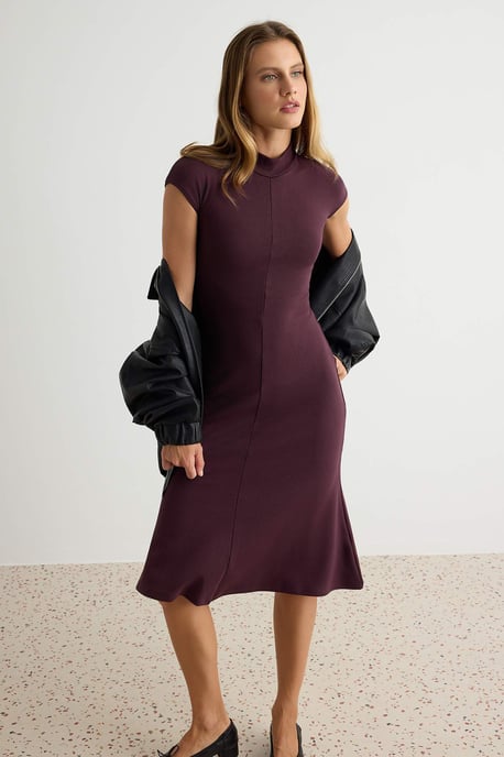 TRENDYOLMİLLA Dam Vinröd Enfärgad Midi Kort Bodycon Klänningar - Image 2