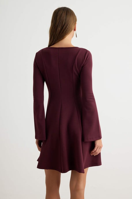 TRENDYOLMİLLA Dames Paars Effen Kort / Mini Lang Skater Jurken - Image 3