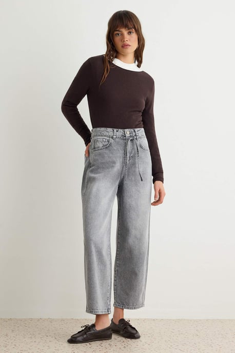 TRENDYOLMİLLA Women's Gray Plain Barrel High Waist Jeans - Image 1