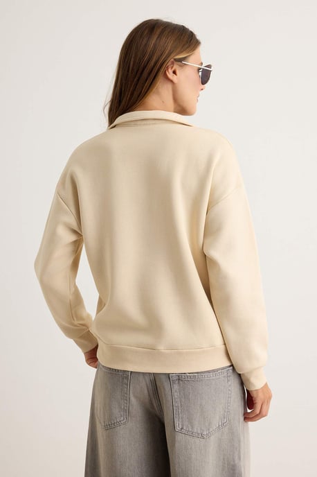 TRENDYOLMİLLA Women's Gray Plain Long Oversize Sweatshirts - Image 3