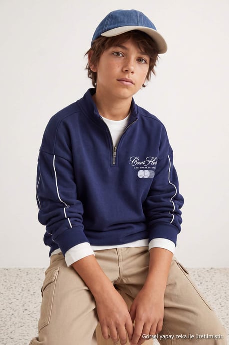 TRENDYOLKIDS Boys Dark blue Graphic Long Regular fit Sweatshirts - Image 1