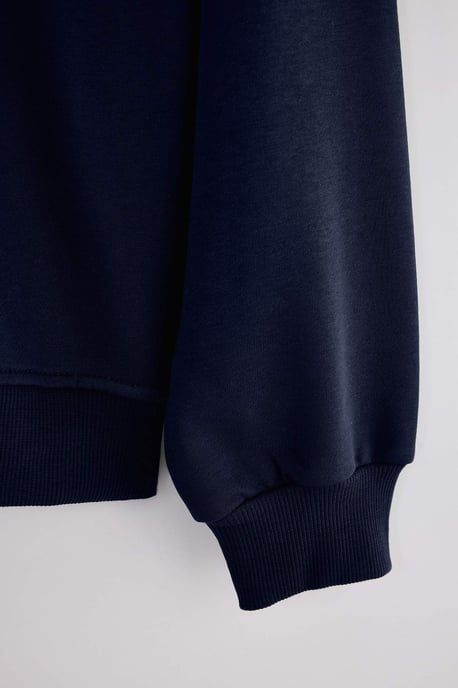 TRENDYOL MAN Men's Dark blue Embroidered Long Oversize Sweatshirts - Image 2