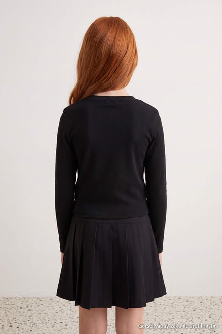 TRENDYOLKIDS Girls Black Plain Long Regular fit T-Shirts - Image 2