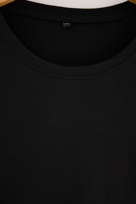 TRENDYOL MAN Men's Black Plain Long Regular fit Plus Size T-Shirts - Image 4