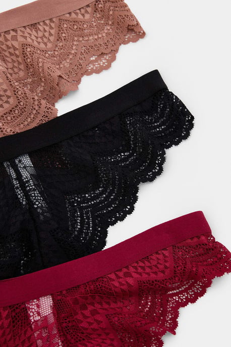 TRENDYOLMİLLA Women's 3 Pack Black Plain Briefs - Image 3