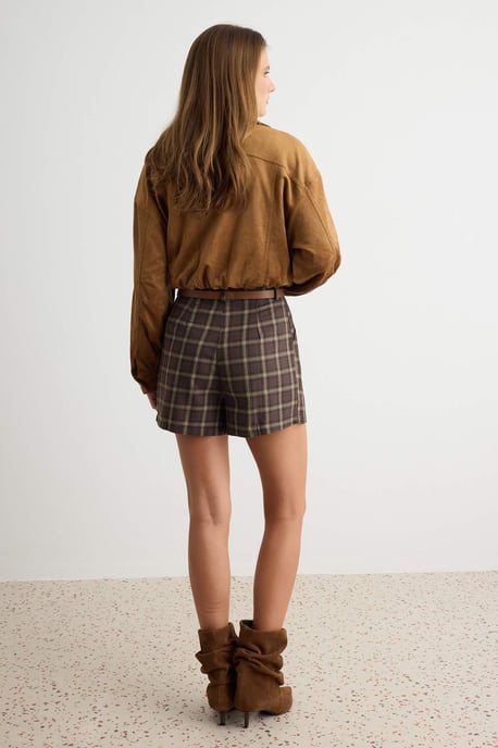 TRENDYOLMİLLA Women's Brown Plain Skort Normal waist Shorts & Bermudas - Image 3