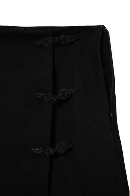TRENDYOLMİLLA Dam Svart Enfärgad Byxkjol Normal midja Shorts Bermudashorts - Image 4