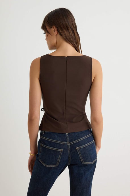 TRENDYOLMİLLA Dames Bruin Effen Mouwloos Regular fit Blouses - Image 3