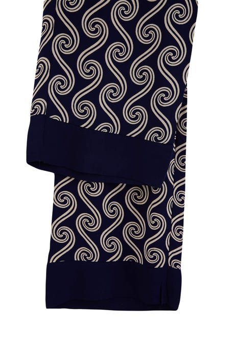TRENDYOLMİLLA Dames Donkerblauw Geometrisch patroon Lang, Regular fit Pyjama- Sets - Image 5