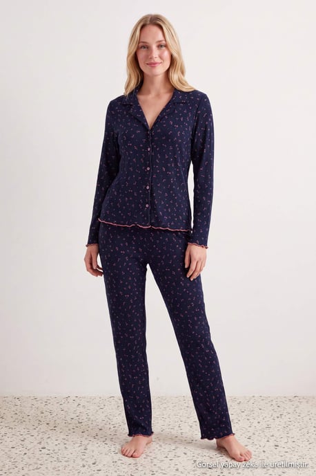 TRENDYOLMİLLA Dames 2-pack Donkerblauw Bloemenprint Lang, Regular fit Pyjama- Sets - Image 6