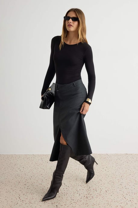 TRENDYOLMİLLA Dames Grijs Effen Midi Rokken - Image 1