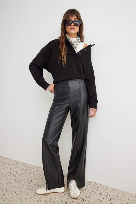 TRENDYOLMİLLA Women's Black Plain Flare Normal waist Trousers - Image 4