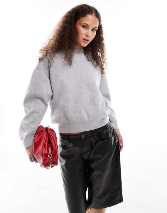 Urban Revivo round neck balloon sleeve knitted jumper in light grey marl - Image 1