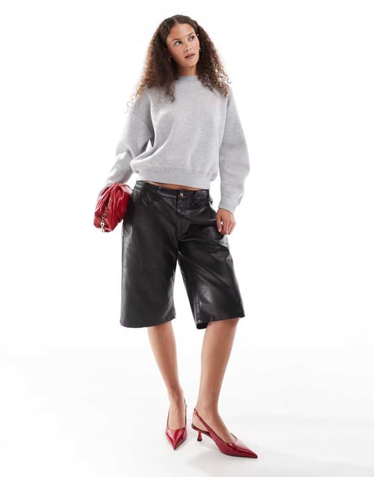 Urban Revivo round neck balloon sleeve knitted jumper in light grey marl - Image 2