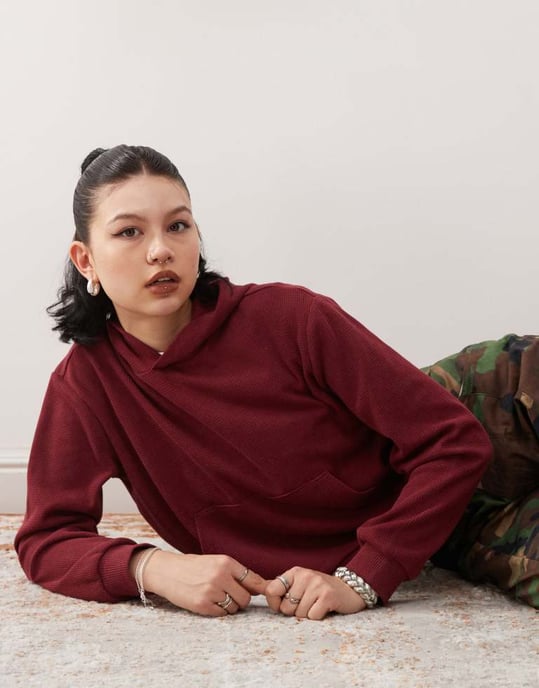 Reclaimed Vintage waffle hoodie in washed burgundy - Image 4