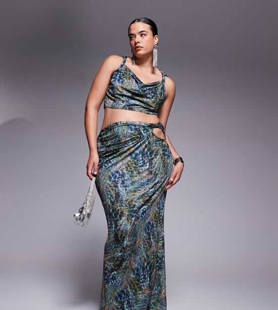 ASOS DESIGN Curve co-ord slinky cut out hip maxi skirt in blue print - Image 1
