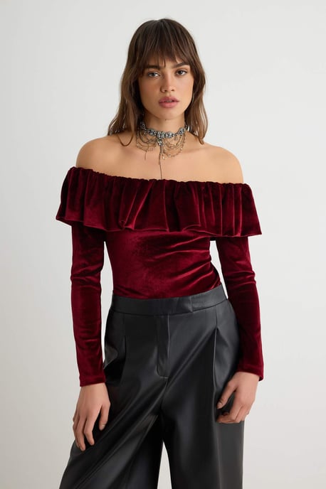 TRENDYOLMİLLA Dames Bordeauxrood Effen Lang, Getailleerd Bodys - Image 1