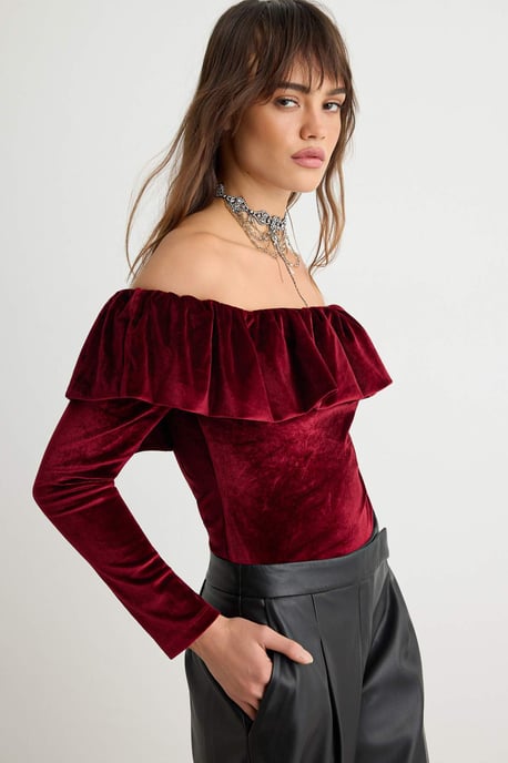 TRENDYOLMİLLA Dames Bordeauxrood Effen Lang, Getailleerd Bodys - Image 4
