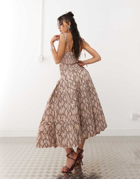Amy Lynn Alexa puffball printed midi dress in snake - Image 4