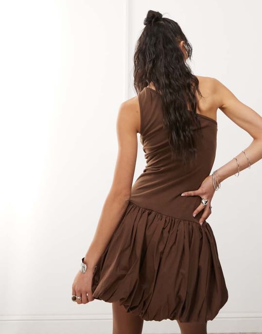 Amy Lynn Alexa one shoulder mini dress in chocolate - Image 4