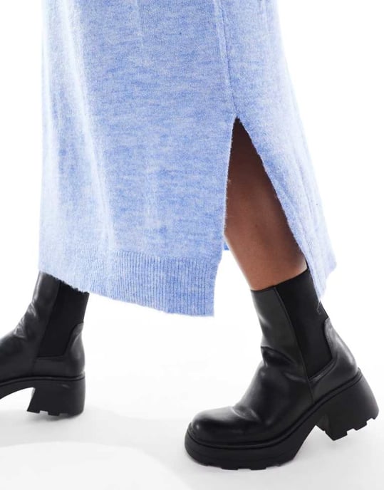 Pieces Curve roll neck maxi jumper dress in hydrangea blue - Image 3
