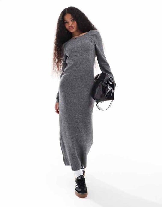 Noisy May Petite scoop back knitted maxi dress in grey texture - Image 2