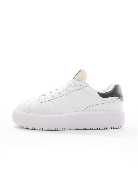 New Balance CT302-skor i vitt och grönt - Image 2
