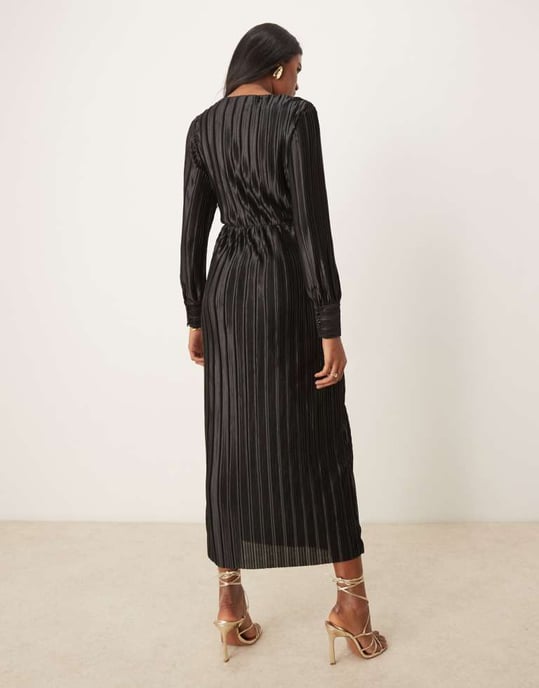 YAS long sleeve plisse dress in black - Image 4