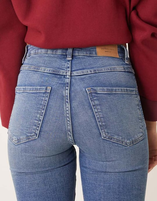 Gina Tricot Molly high waist super skinny stretch jeans in mid washed blue - Image 4