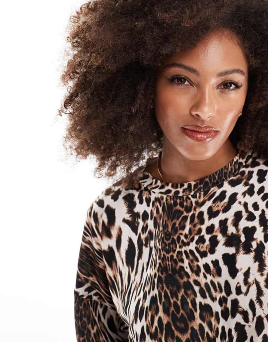 ASOS DESIGN oversized t-shirt in leopard print - Image 2
