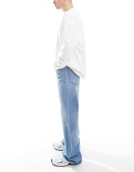 ASOS DESIGN wide flare jeans with tint & rips in mid wash blue - Image 3